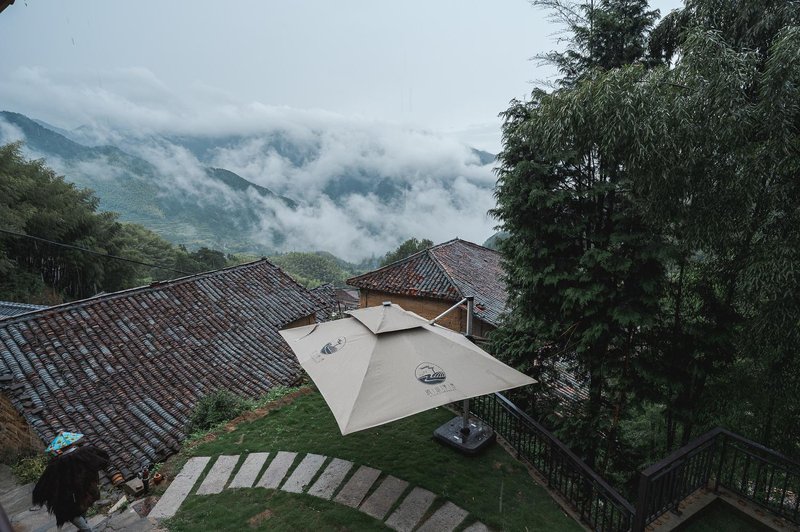Songyang Shanyeyunye Guesthouse Over view