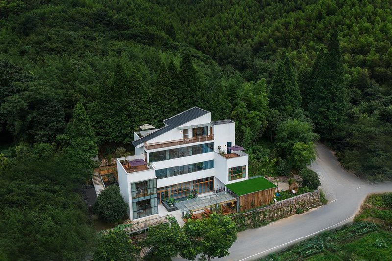 Yunshang Grassland Anji Hezi Boutique Holiday Homestay Over view