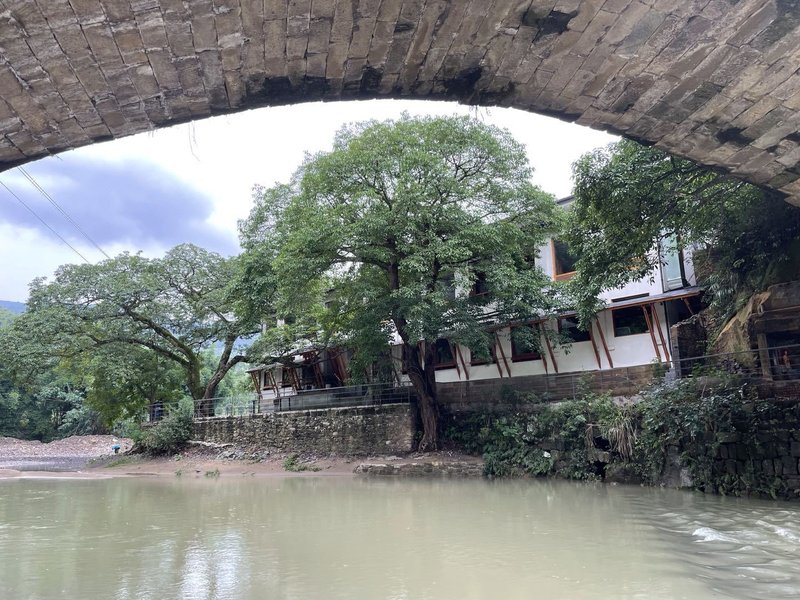 Chongqing Yuanmen Qingxi Homestay Over view