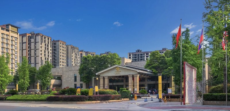 Pacific Internatinal Hotel Over view