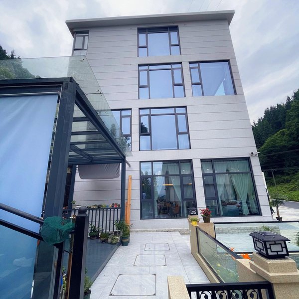 Shiye ShansheOver view