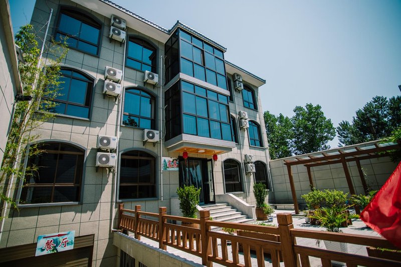 Shell Hotel (Huashan Scenic Area) Over view