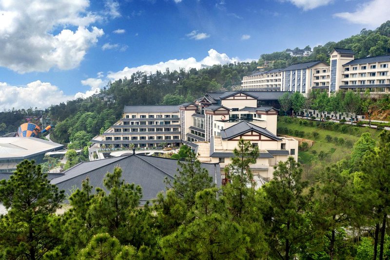 Wyndham Grand Plaza Royale Peach Blossom Hot Springs Resort Hunan Over view