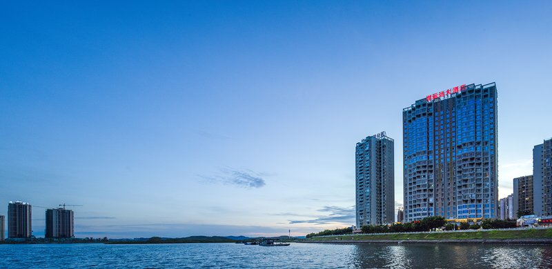 Yueju Hotel (Fangchenggang North Railway Station) Over view
