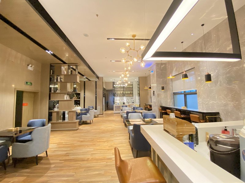 CHARMJOY Hotel (Nanchang Bayi Square Store)Restaurant