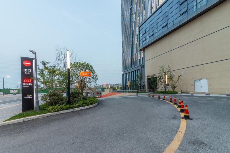 Grace Select Hotel (Dongtai zhongnancheng store) Over view