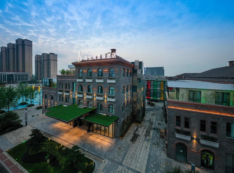 Jingzhou Haiyue Bay Resort Hotel Over view