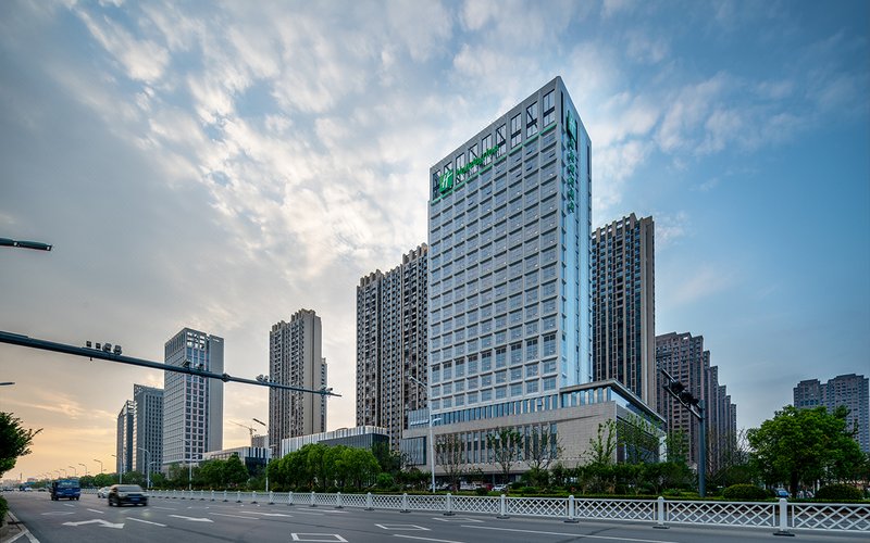 Holiday Inn FUYANG Over view