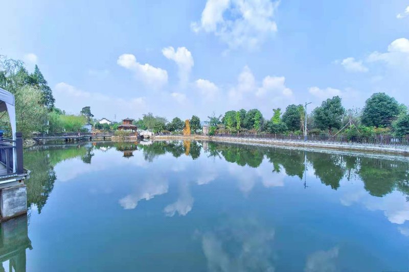 Yuanshu Mountain Villa Over view