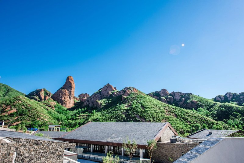 Chengde Hotel MoMc Over view