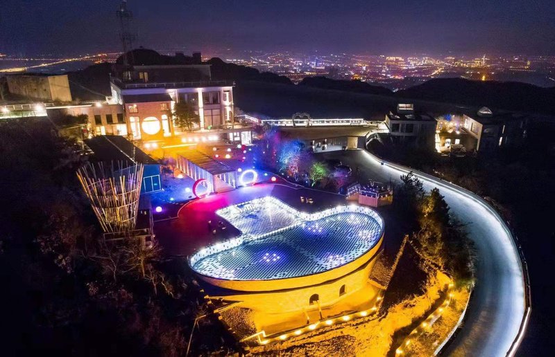 Jiangzuo Fenghuang Homestay (Yixing Tongguanshan Branch)Over view