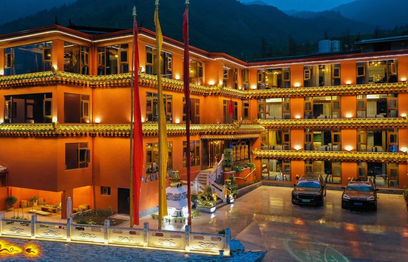 Danbucang Zang Style LodgeOver view