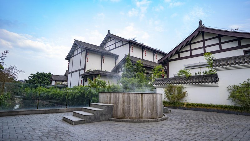 Chanquan Puyuan Hot Spring Holiday Hotel Over view