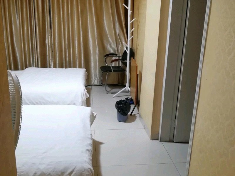 Meikaida Hotel Guest Room