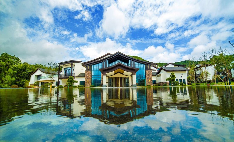 Ningbo Narada Dongqian Lake ResortOver view