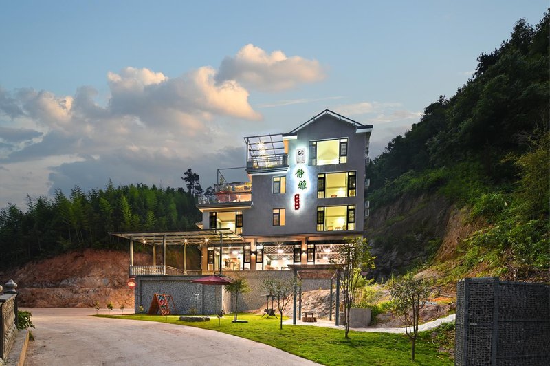 Resource Jingya Boutique Minju Over view