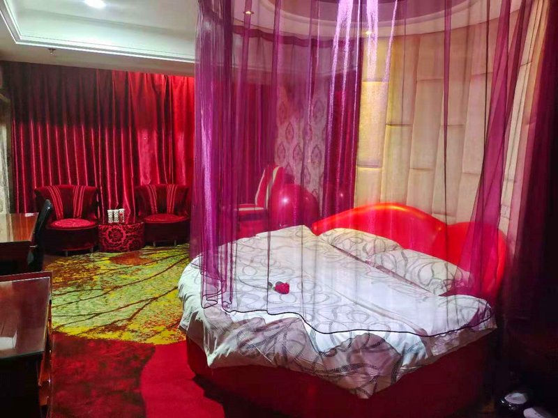 Delong HotelGuest Room