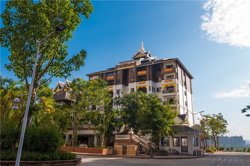 Jinshanjiao Wangjiang Inn Over view