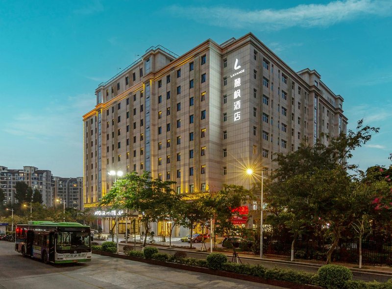 Lavande Hotel(Xiamen Airport Wuyuanwan Metro Station) Over view