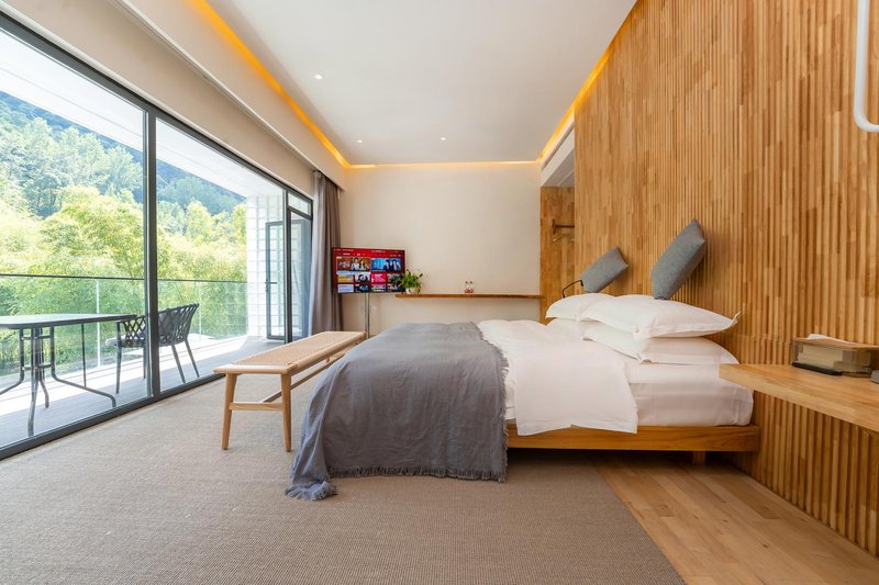 Zhuyin Mountain House HomestayGuest Room