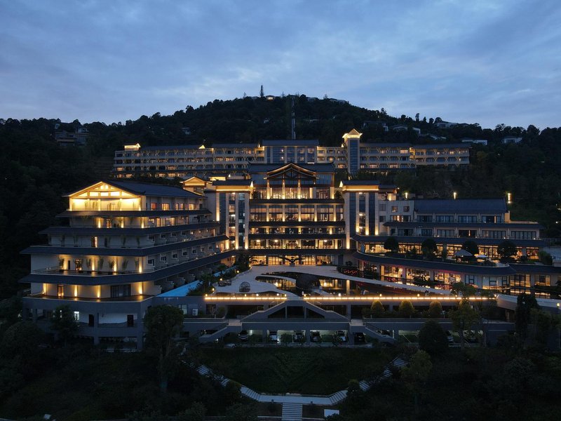 Wyndham Grand Plaza Royale Peach Blossom Hot Springs Resort Hunan Over view