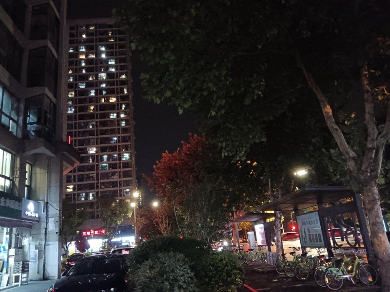 Qihong Hotel Over view