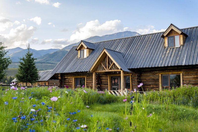 Hemu Nuowa Wood House Over view