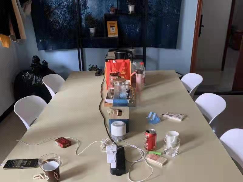 Qianduoduo Capsule  HostelHotel public area