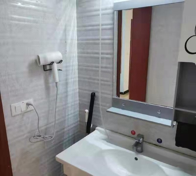 Qianduoduo Capsule  HostelHotel public area