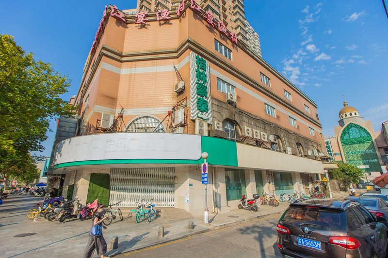  酒店外观