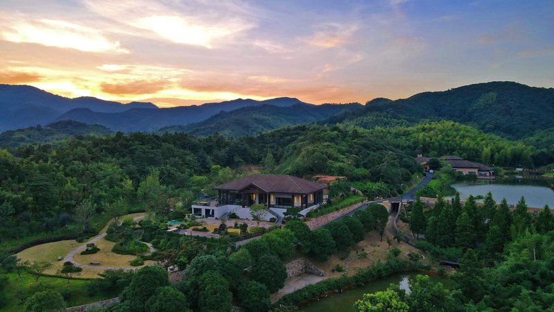 The Nights Moganshan cloud Resort Over view