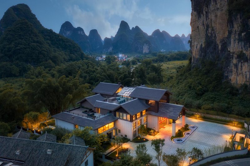 Yangshuo Yulong River Impression ResortOver view