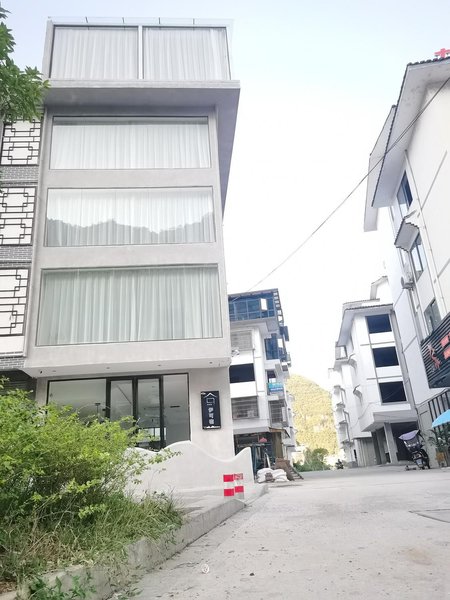 Yangshuo Yikesu Hotel (Yulonghe Shanshui Avenue Branch)Over view