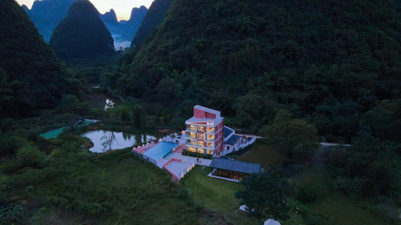 Yangshuo  Fairyland  Resort  Hotel Over view