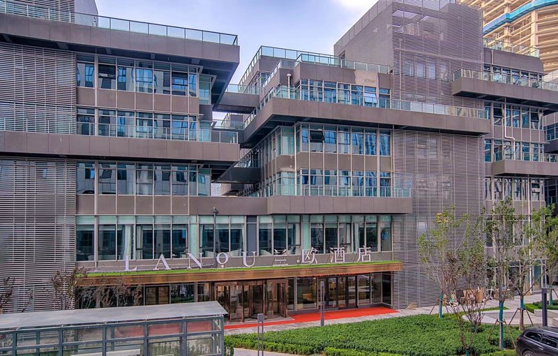 Lanou Hotel (Jinan West Railway Station Convention and Exhibition Center)Over view