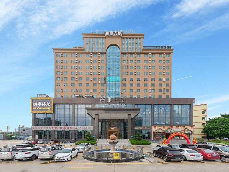 Lifeng Hotel (Dongguan Shipai Ecological Park store) Over view