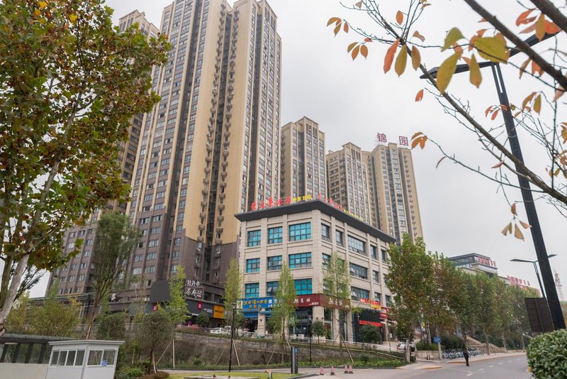 Aizhiman Boutique HotelOver view