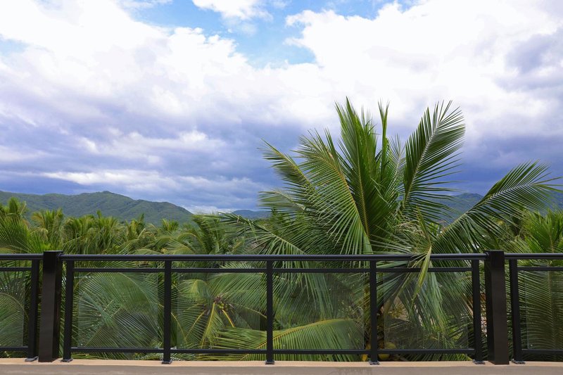 Sanya Yalongwan Fengyuan HomestayOver view
