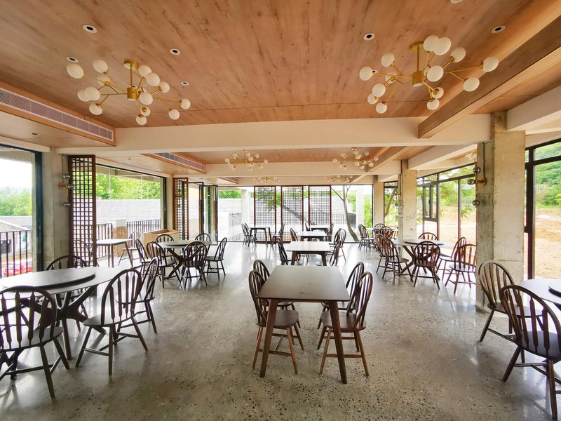 Feidong Huachaoji Flower Courtyard Homestay Restaurant