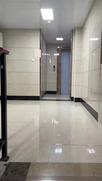 Xinyang Jinming Hotel Over view