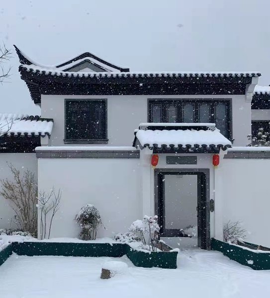 Dasu Holiday Villa (Rongcheng Swan Lake Branch)Over view