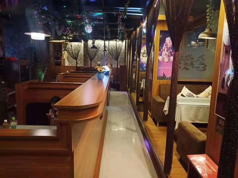 Obama mini hotelRestaurant