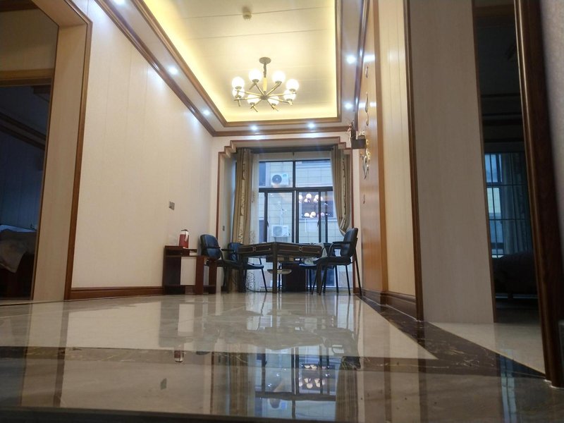 Anji residents forget the dustmeeting room