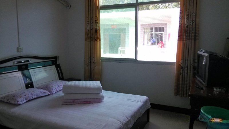 Tianzhu Renshun Farmhouse InnGuest Room