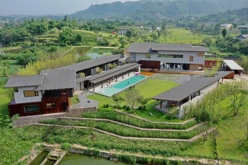 Banqiutang Homestay, Lizhuang Ancient Town Over view