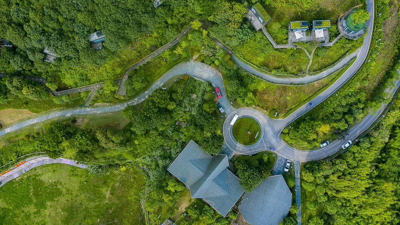 EARTH HOUSE Over view