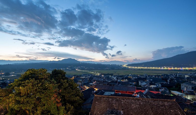 Tengchong Cloud free time panoramic hot Spring Resort inn Over view