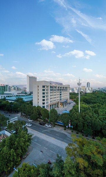 Yaster International Hotel (Nanning high tech store) over view