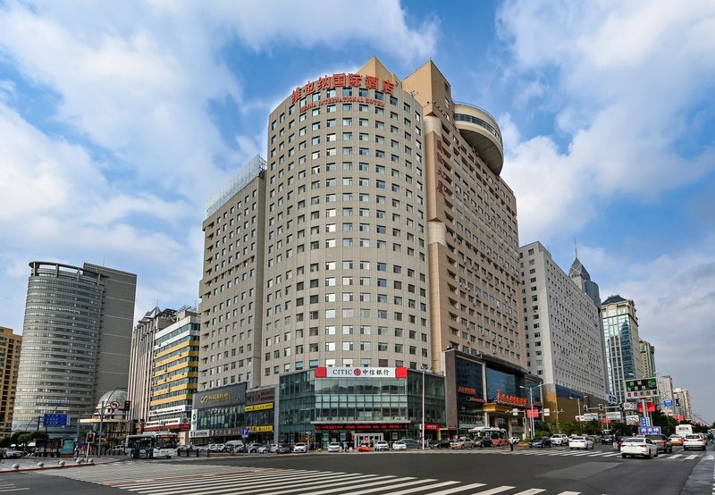 Vienna International Hotel (Changchun People Square)Over view