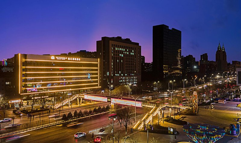 Jinjiang Capital Hotel (Wanda Plaza store, Longhu street, Jinzhong) Over view